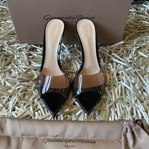 Gianvito Rossi Elle 85 Plexi Blush Mules
